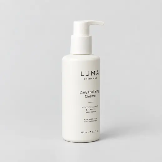 Product photographed straight from the front, label square to the lens